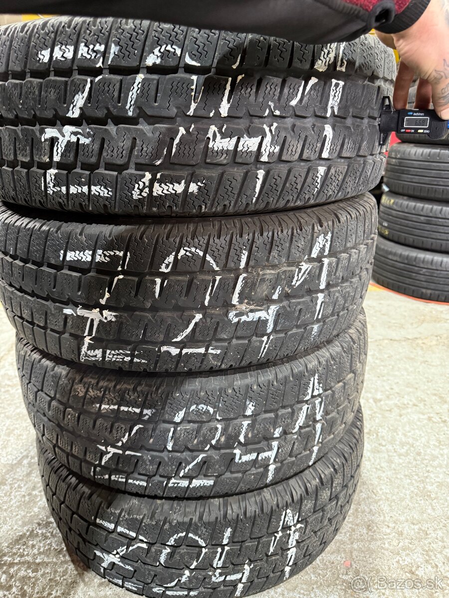 Z241 zimné 4ks 215/65R16C - 2