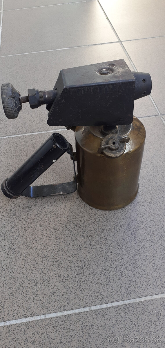 benzínová let lampa zn. BAT - 2