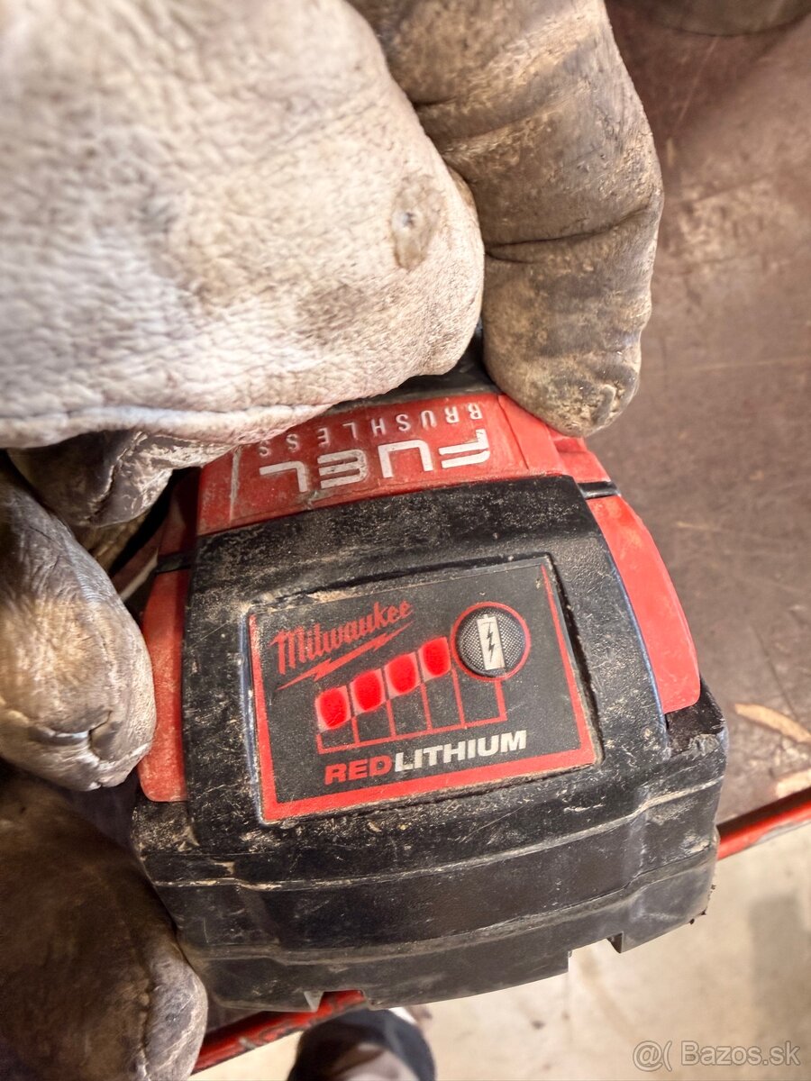 Milwaukee aku flex - 2