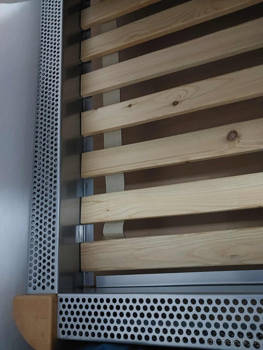 Manželská posteľ 180x200 s matracom - 2