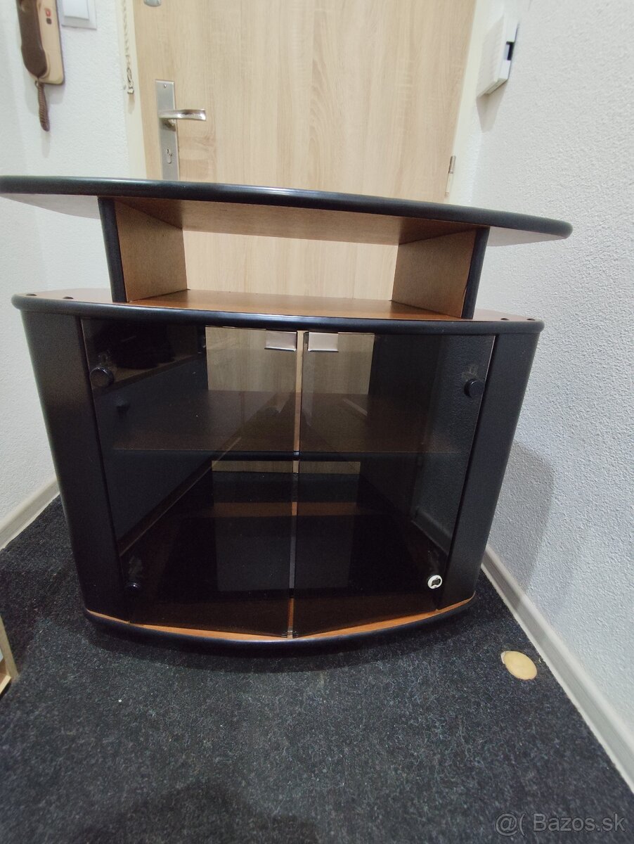 Televízny stolík - 2