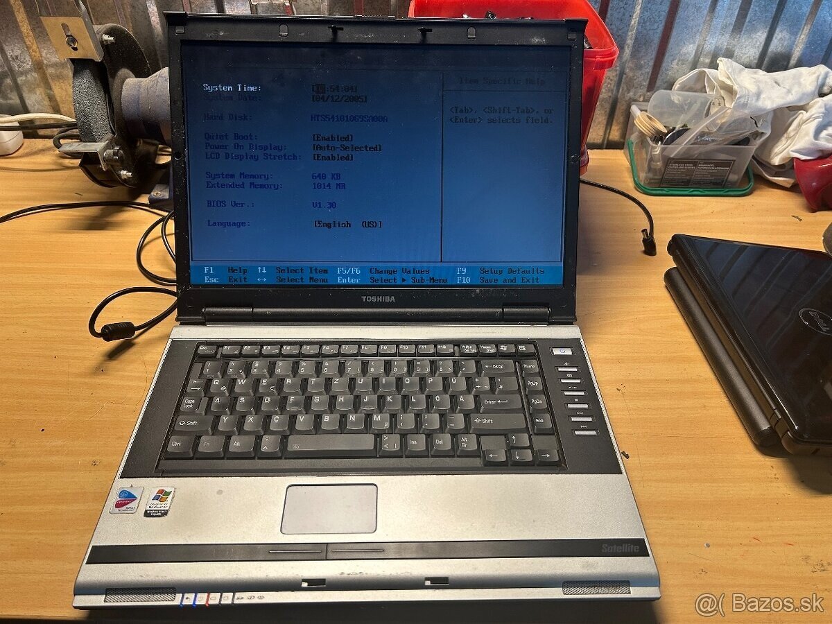 Notebooky na diely-dokončenie,všetko spolu,2 krabice za 50e - 2