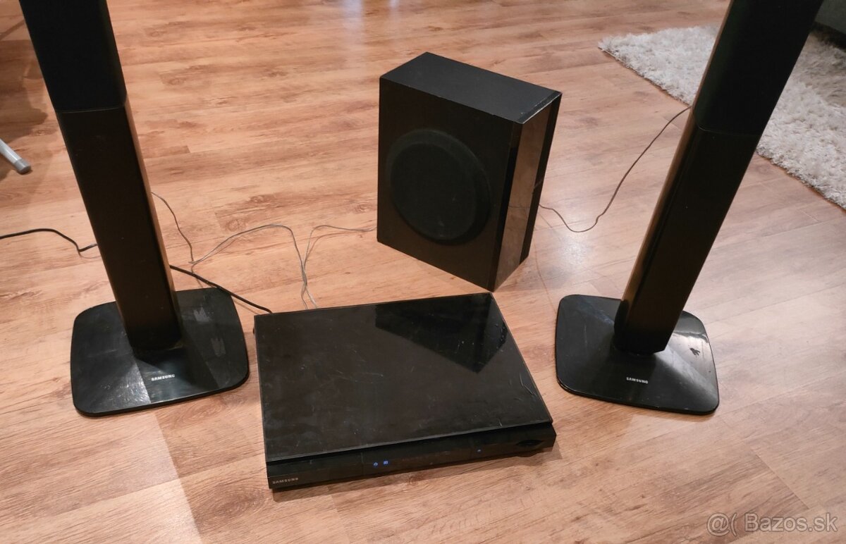 Domáce kino Samsung HT-D5000 - 2