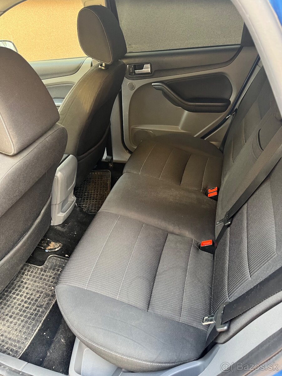 Ford Focus kombi - 2