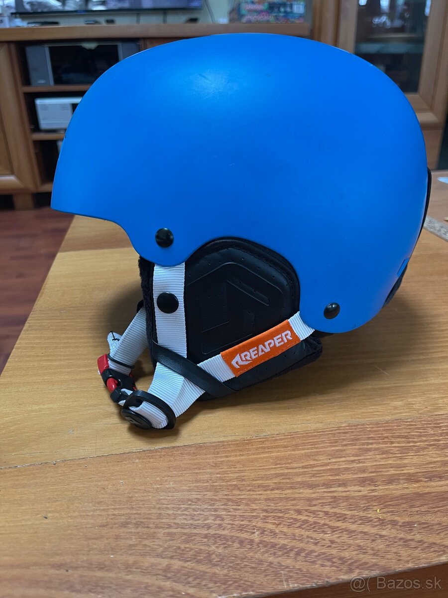 Predam detsku lyziarsku prilbu - 2