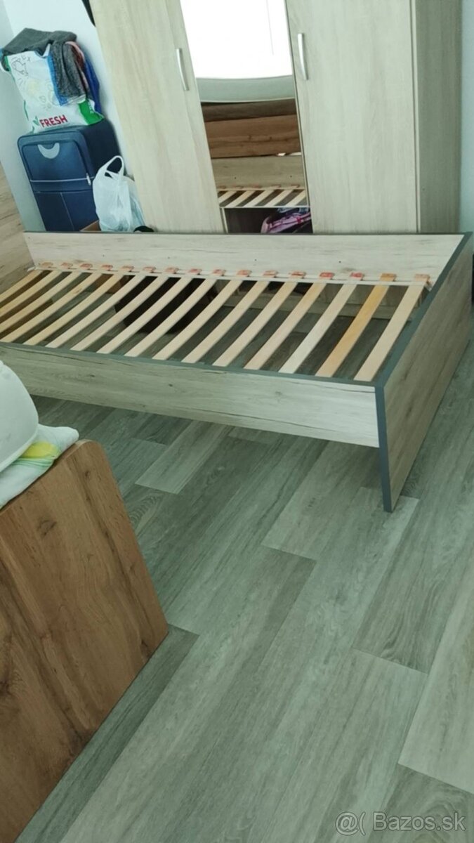 Posteľ+ matrac-90x200cm - 2