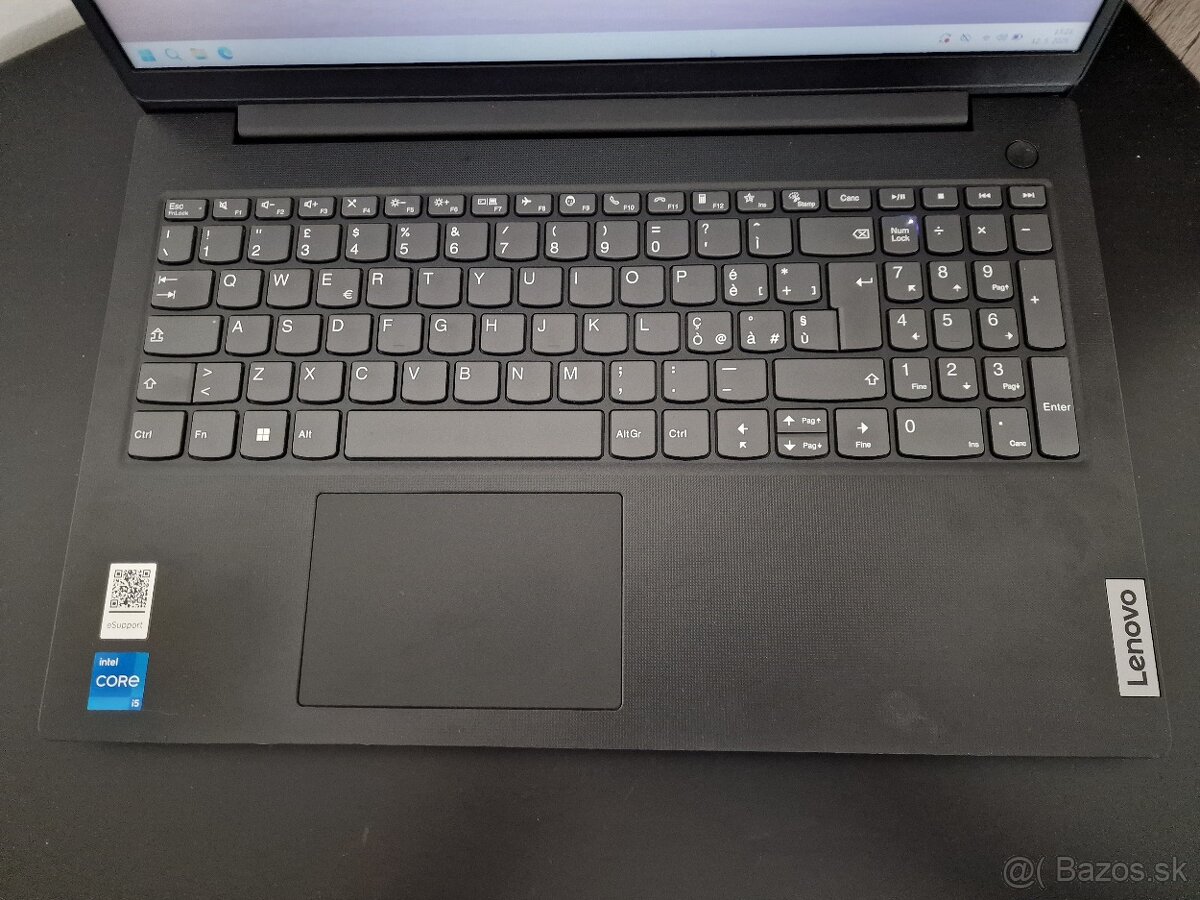 Lenovo V15 G4 - 2