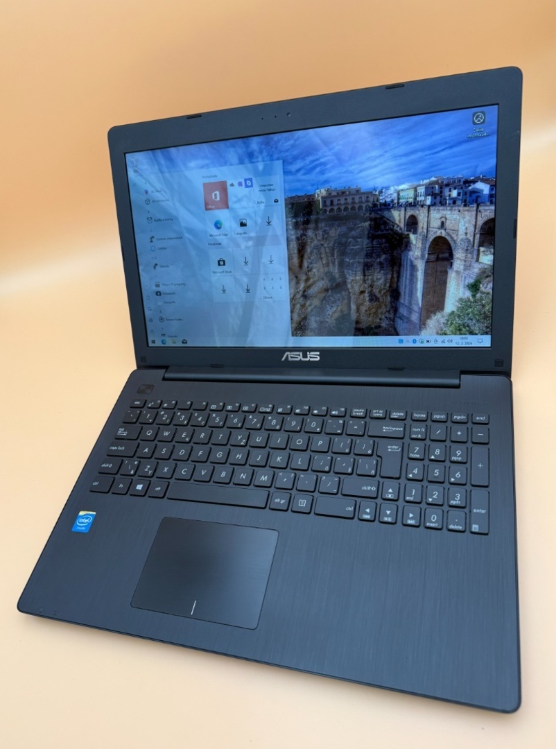 Notebook ASUS X553M / Intel Celeron / 8GB RAM / 120gb SSD - 2
