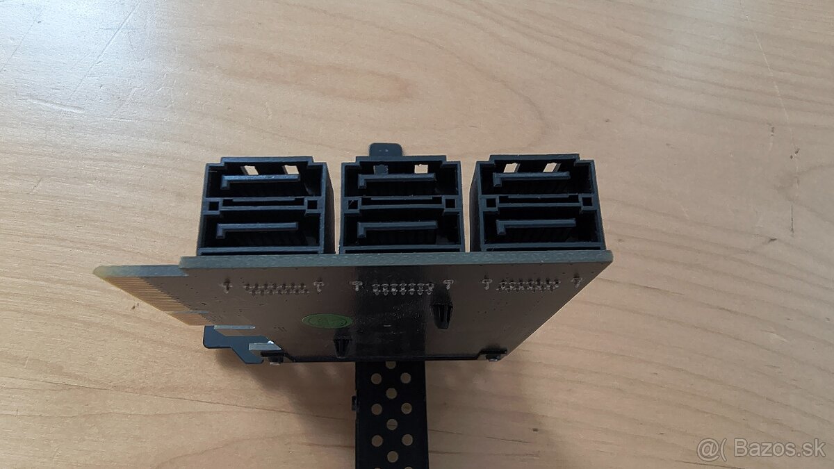 SATA radič do PCIE - 2