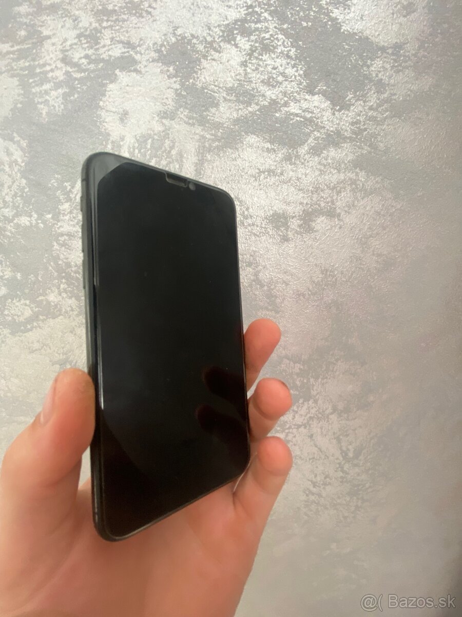 iPhone xs 64gb čítať popis - 2
