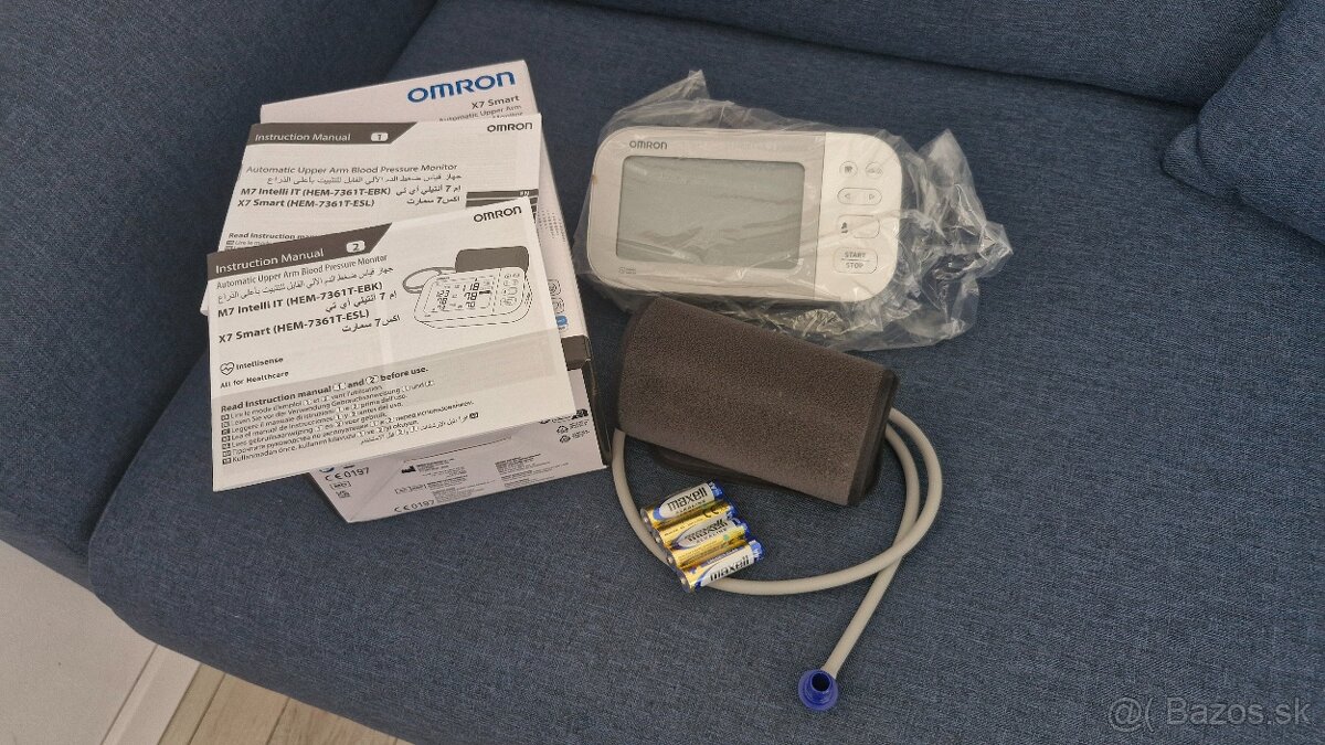 Tlakomer OMRON X7 Smart - 2