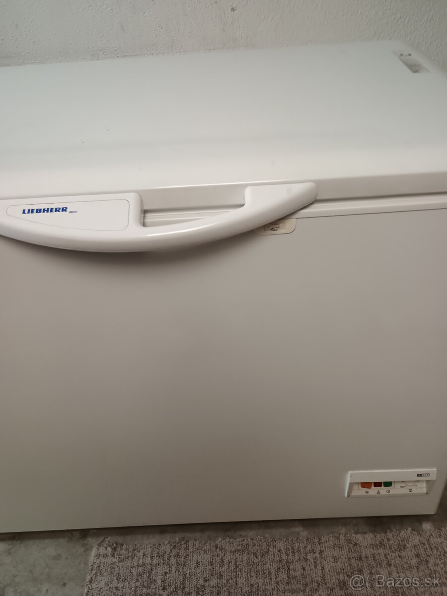 Liebherr mraziaci box - 2