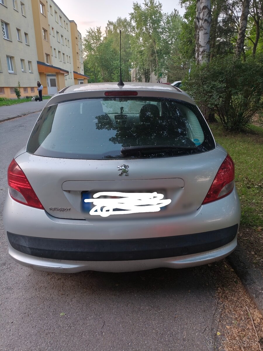 Peugeot 207 - 2