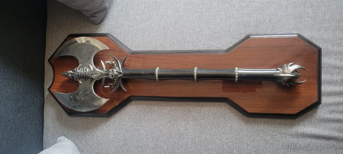 Pradám ozdobnú sekeru - 2