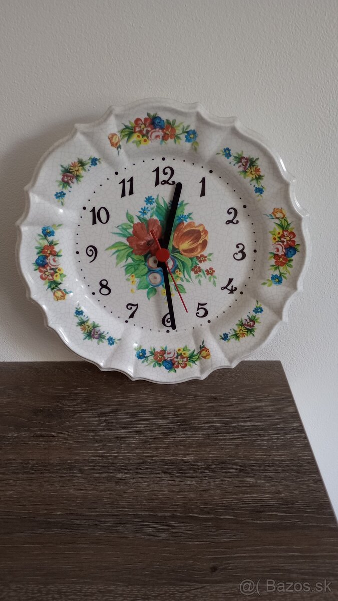 Nástenné hodiny - 2