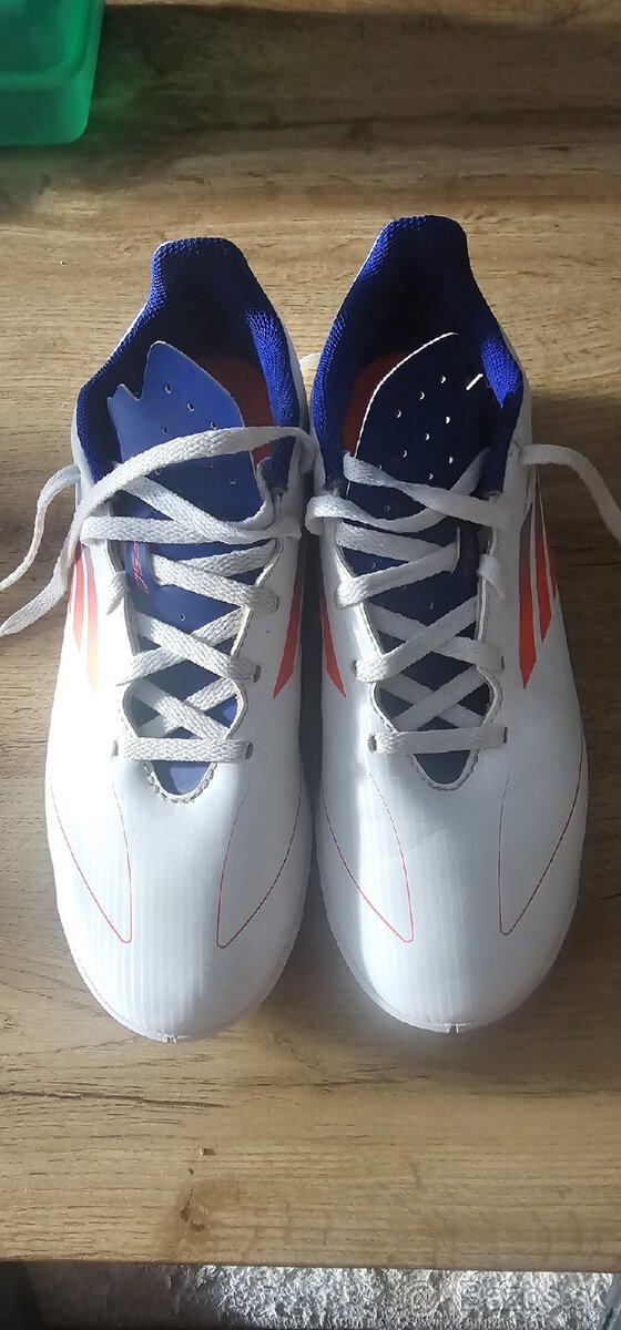 HALOVKY Adidas F50 - 2