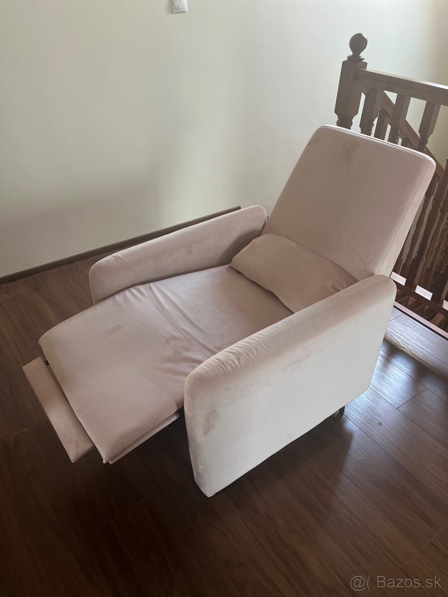 Relaxačné polohovacie kreslo NAURO - 2