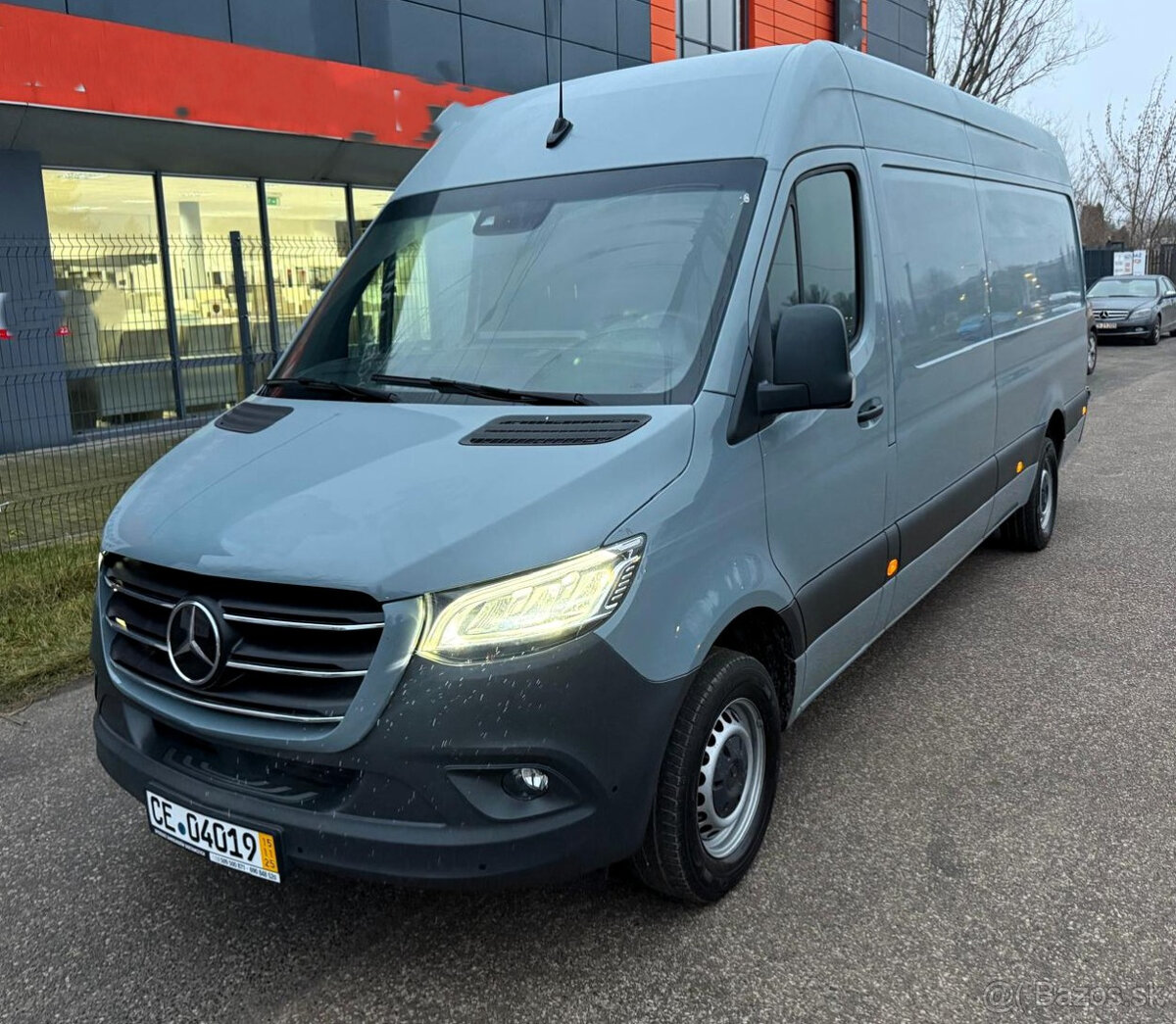 Mercedes-Benz Sprinter W907 317, rok 2023, L4H2 - 2