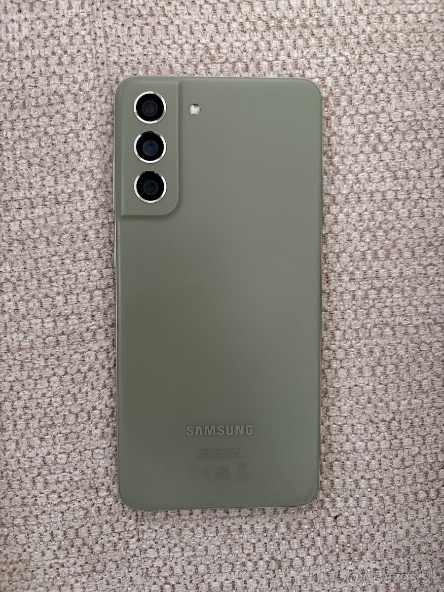 Predám Samsung s21 - 2