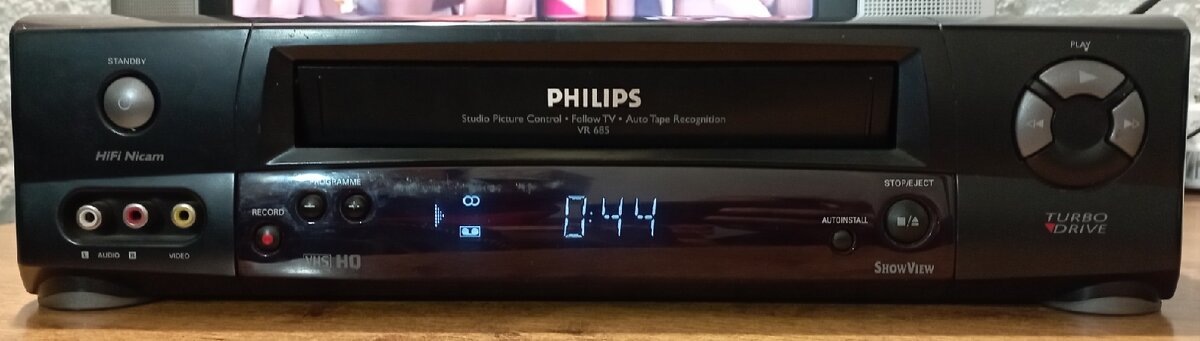 PHILIPS VR685 .... HIFI STEREO videorekorder .... - 2