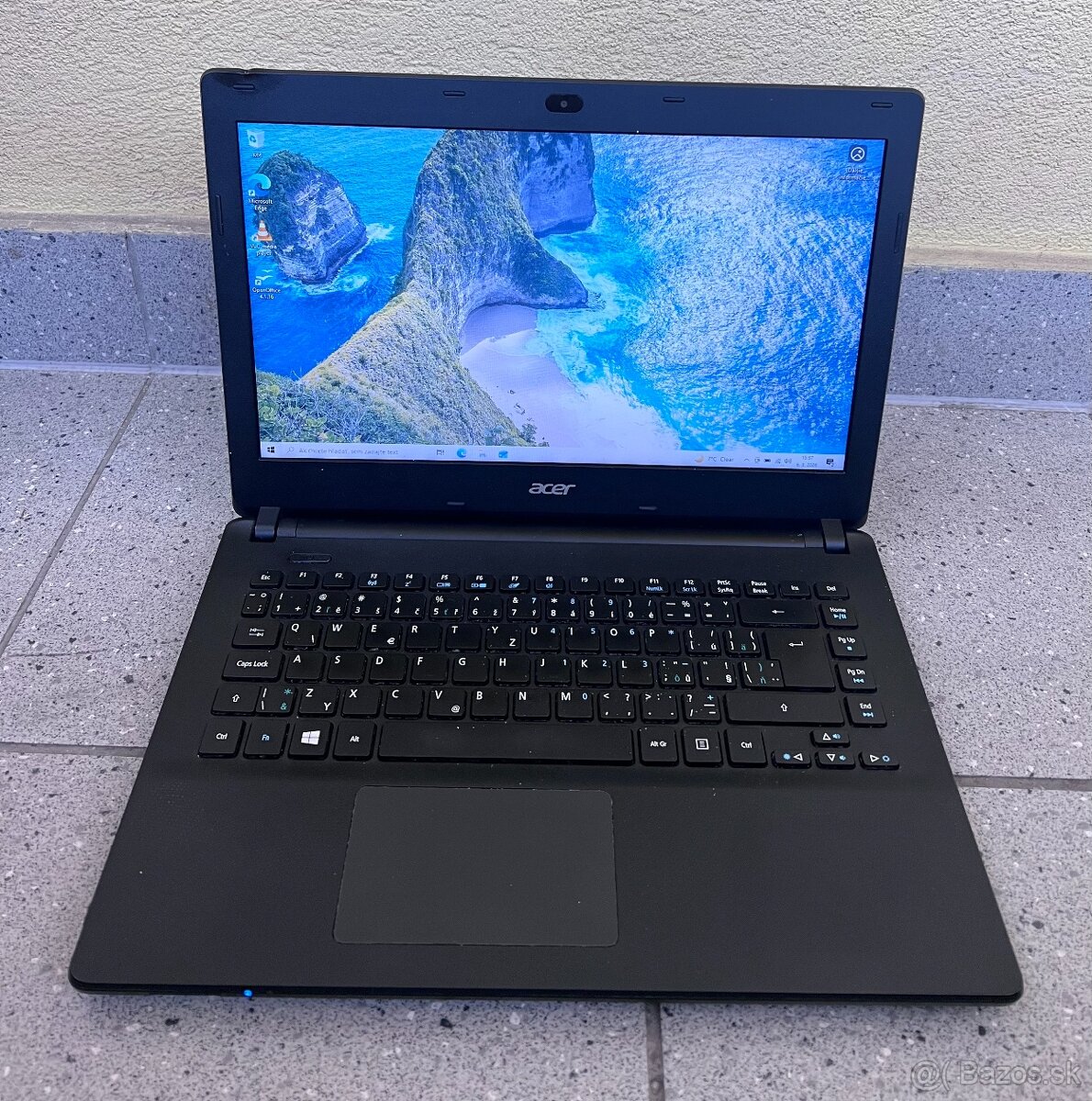 Acer Aspire ES1 / intel N3050 / 4GB RAM / SSD + HDD / 14" - 2