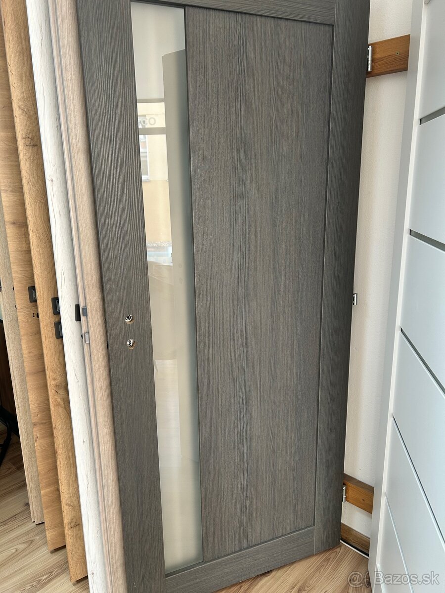 Predám interiérové dvere 80 cm bez zárubne - 2