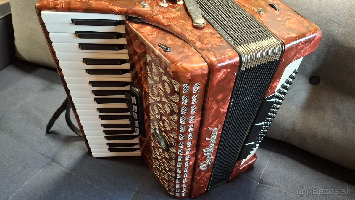 Akordeón RoyalStandard - 2