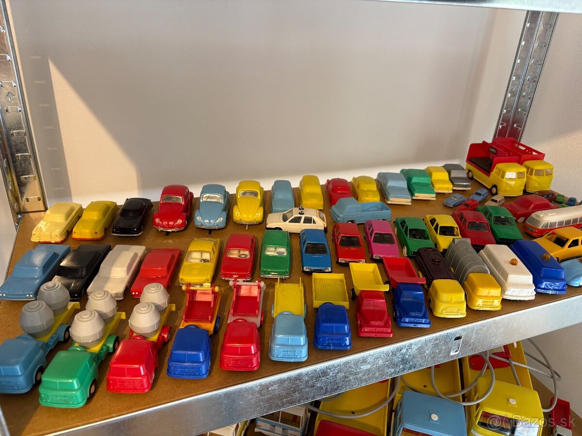 Zbieram STARÉ HRAČKY - 2