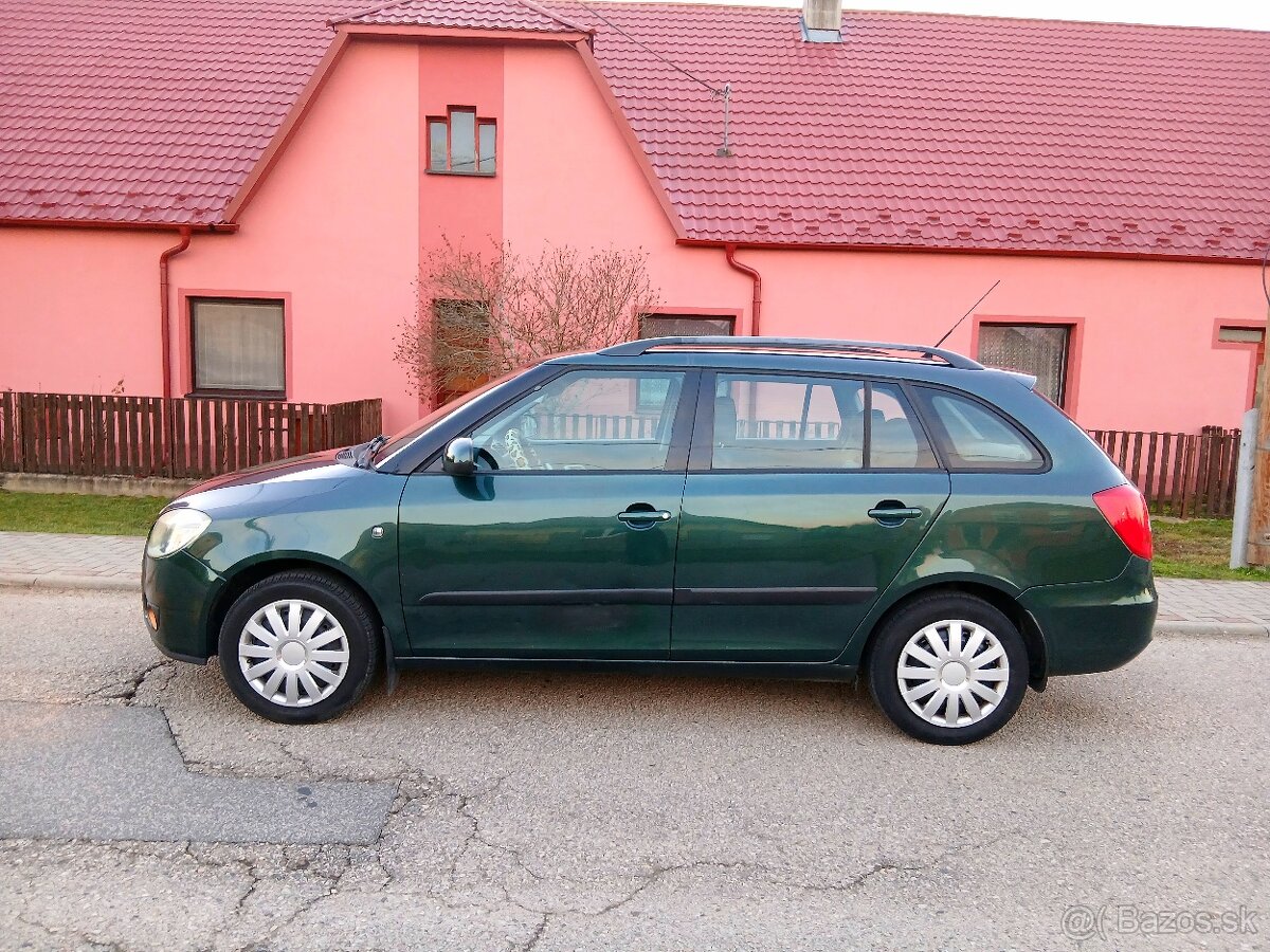 Škoda Fabia II Combi Benzín - 2