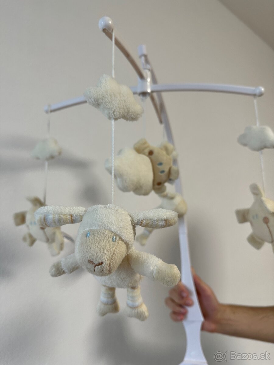 Kolotoč na postieľku Baby Fehn - 2