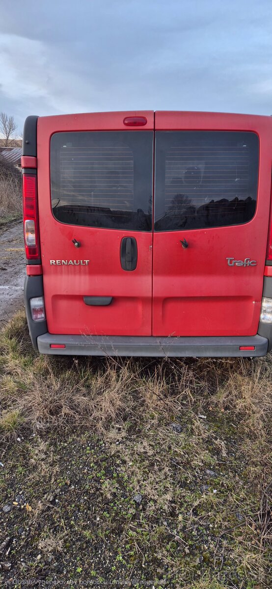 Renault Trafic - 2