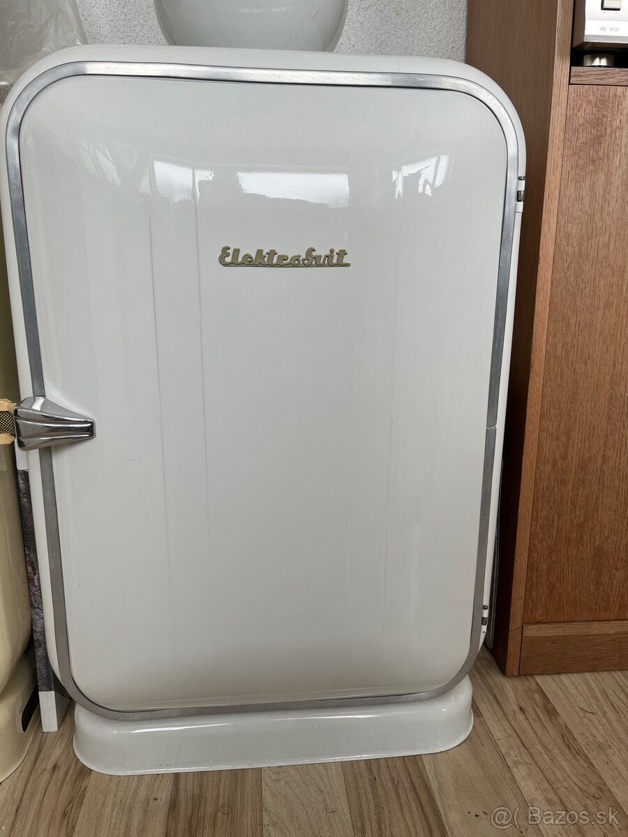 Retro chladnicky ELEKTROSVIT - 2