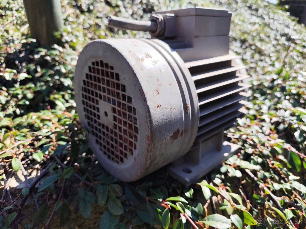 Na predaj elektromotor - 2