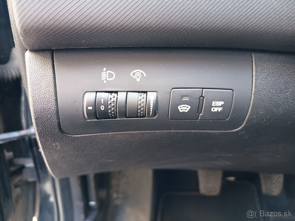 KIA CEED KOMBI 1.6 CRDi - 2
