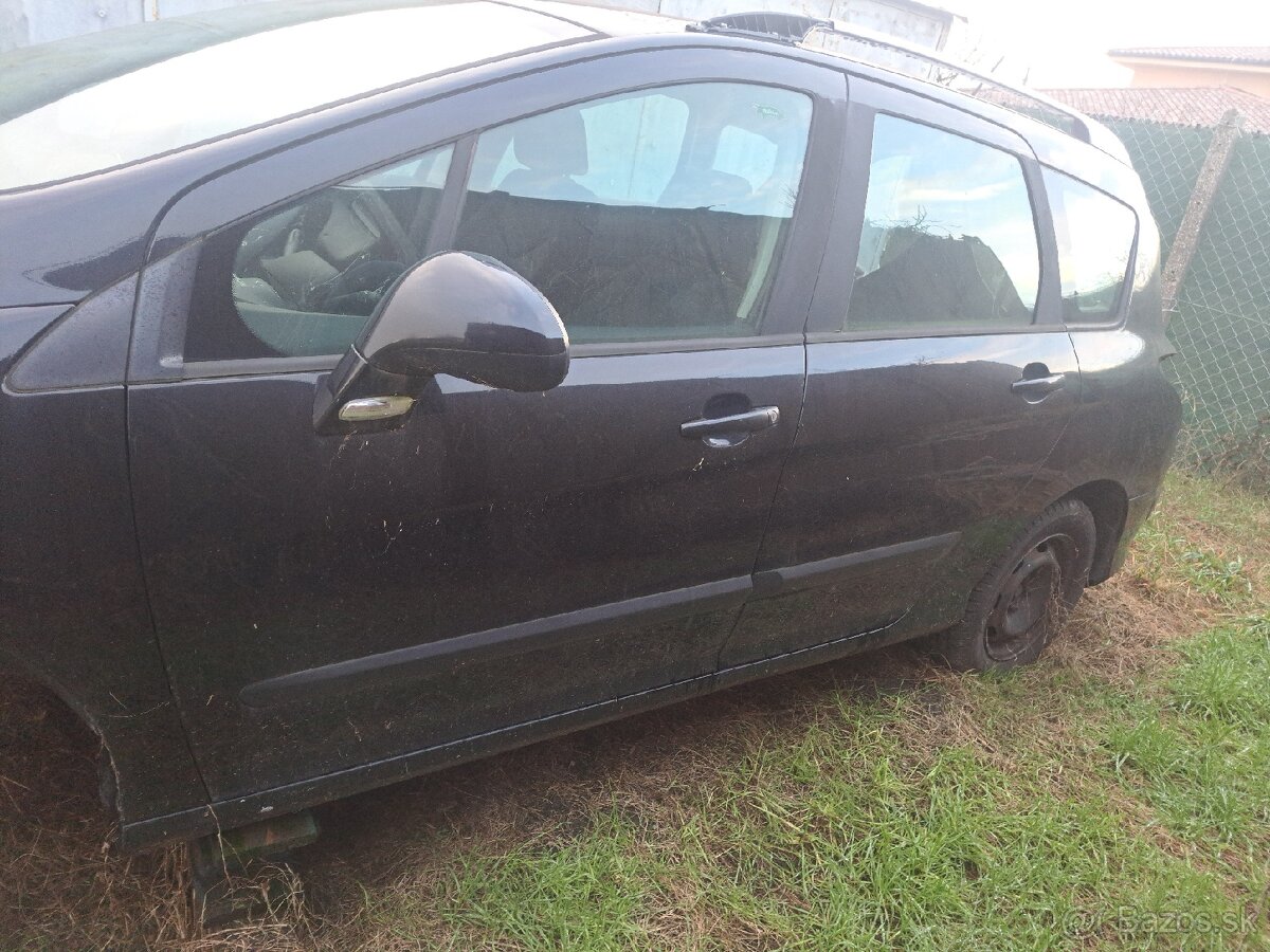 Rozpredam na nd peugeot 308 - 2