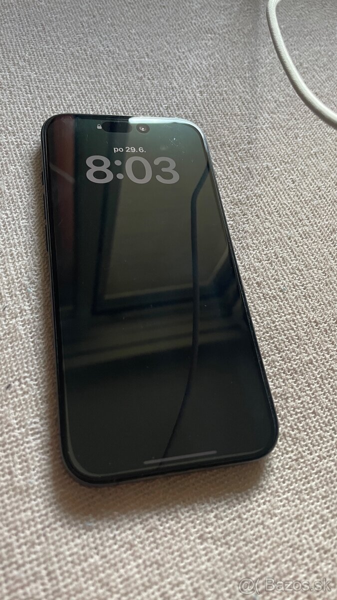 Predám iPhone 15 Pro 128 GB – Black Titanium - 2