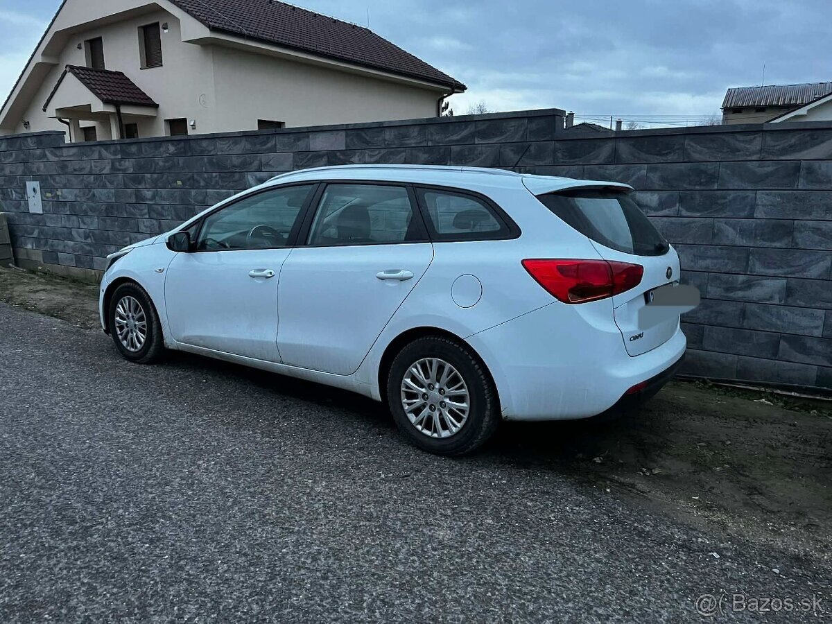 Kia ceed sw - 2