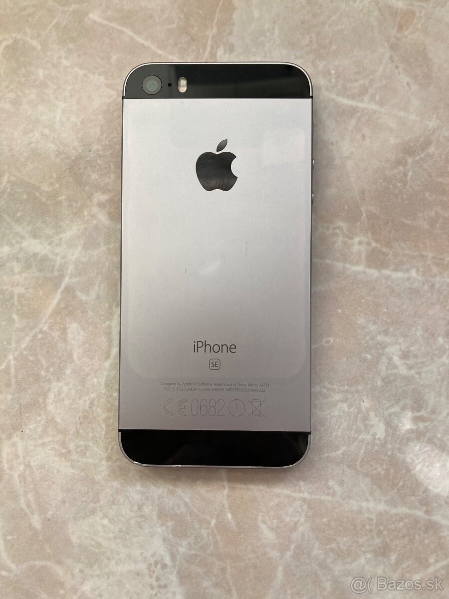 iPhone SE 1.gen 2016 / 32GB Space Gray Super stav - 2