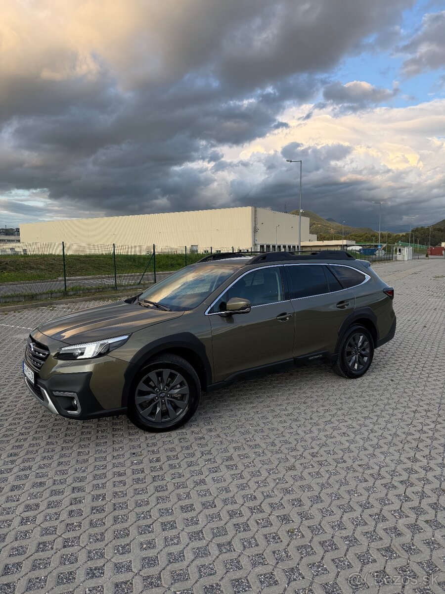 Subaru Outback 2.5i Adventure Lineartronic - 2