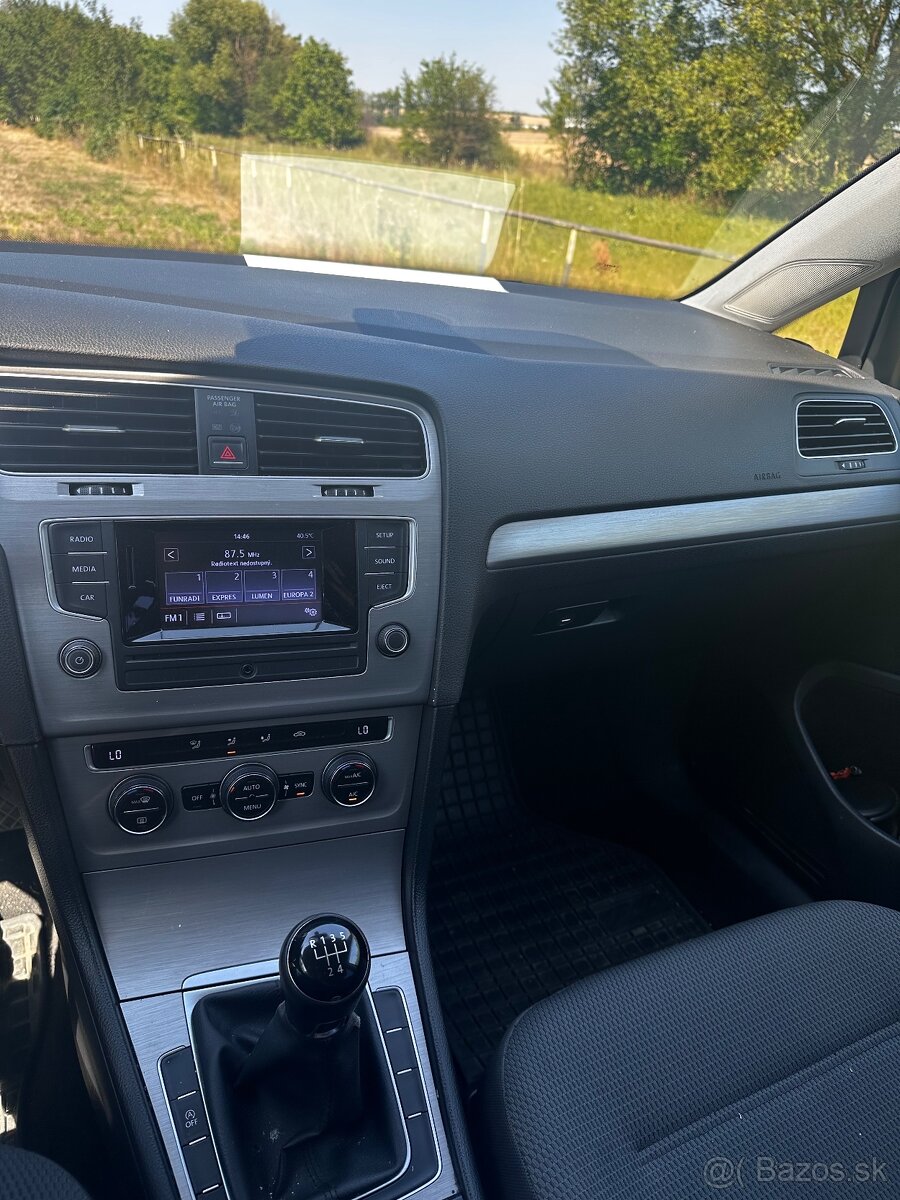 Predam vw golf 7 1.6tdi - 2