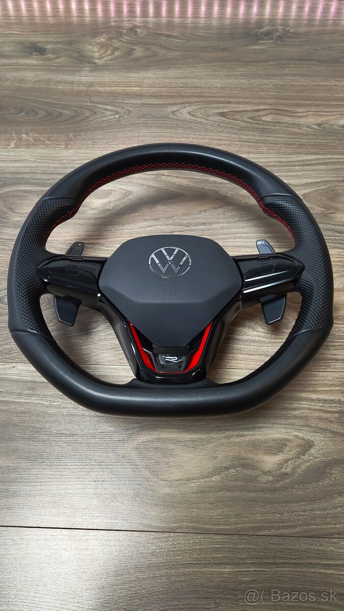 Volant Golf 8 GTI - R RED - 2