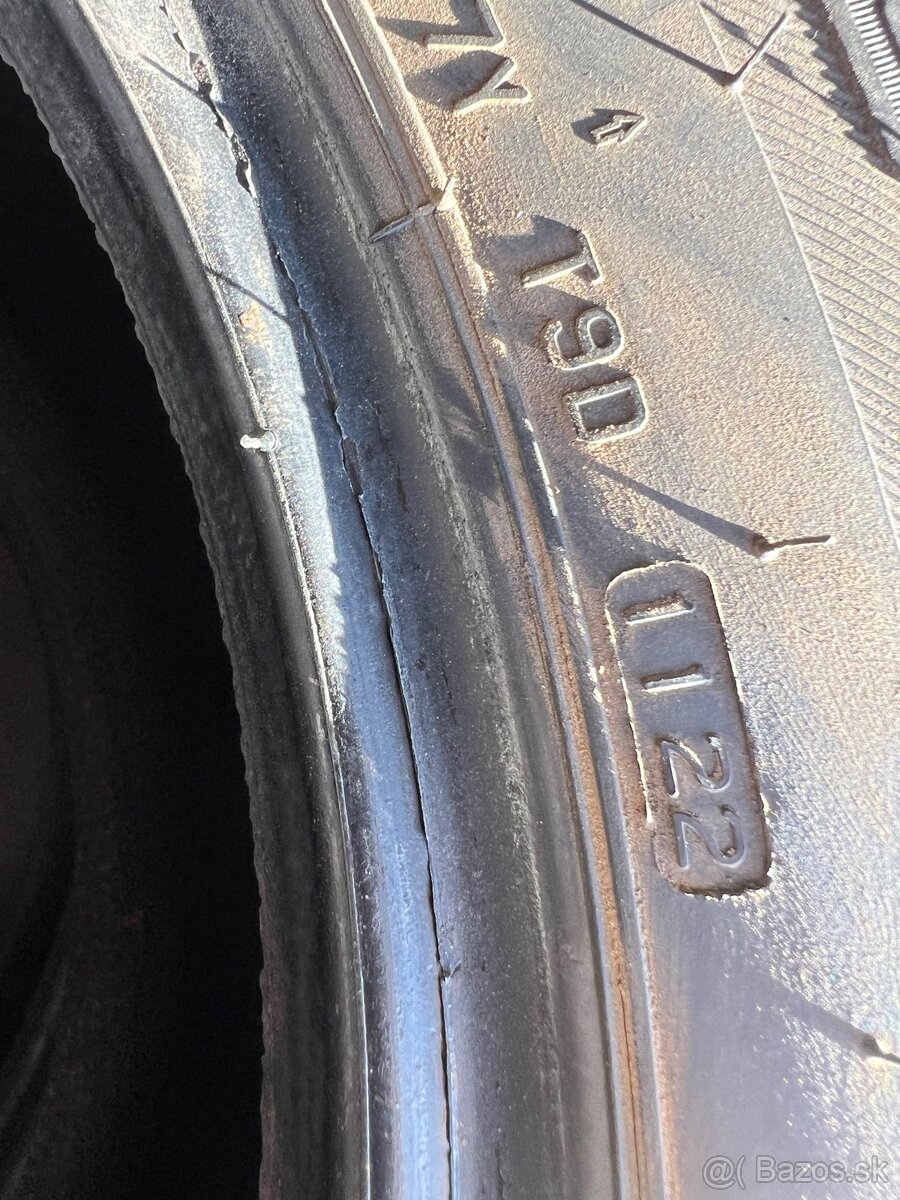 265/65 R17 112s A/T leto