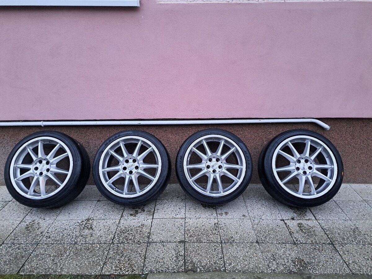 OZ Racing 5x100 r18 - 2