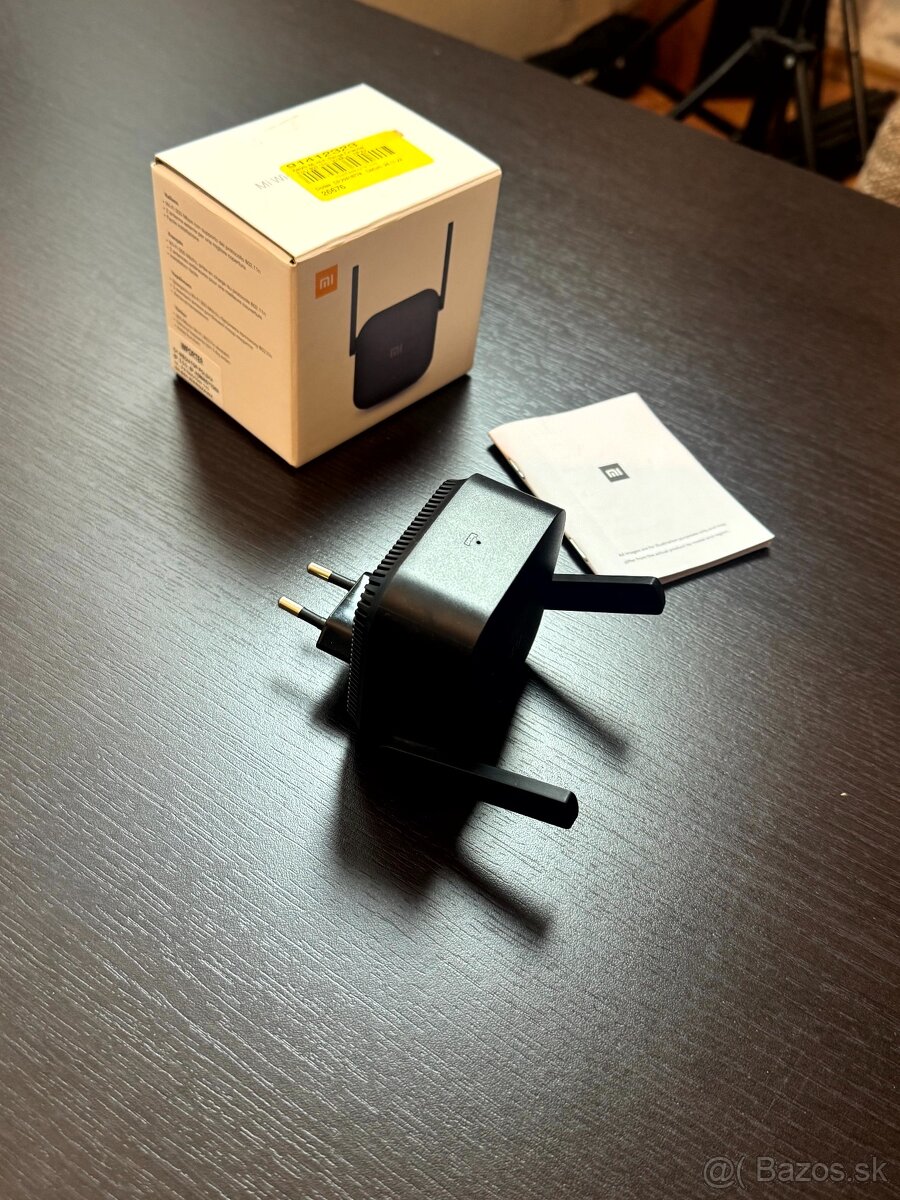 Xiaomi Mi Wi-Fi Range Extender Pro - 2