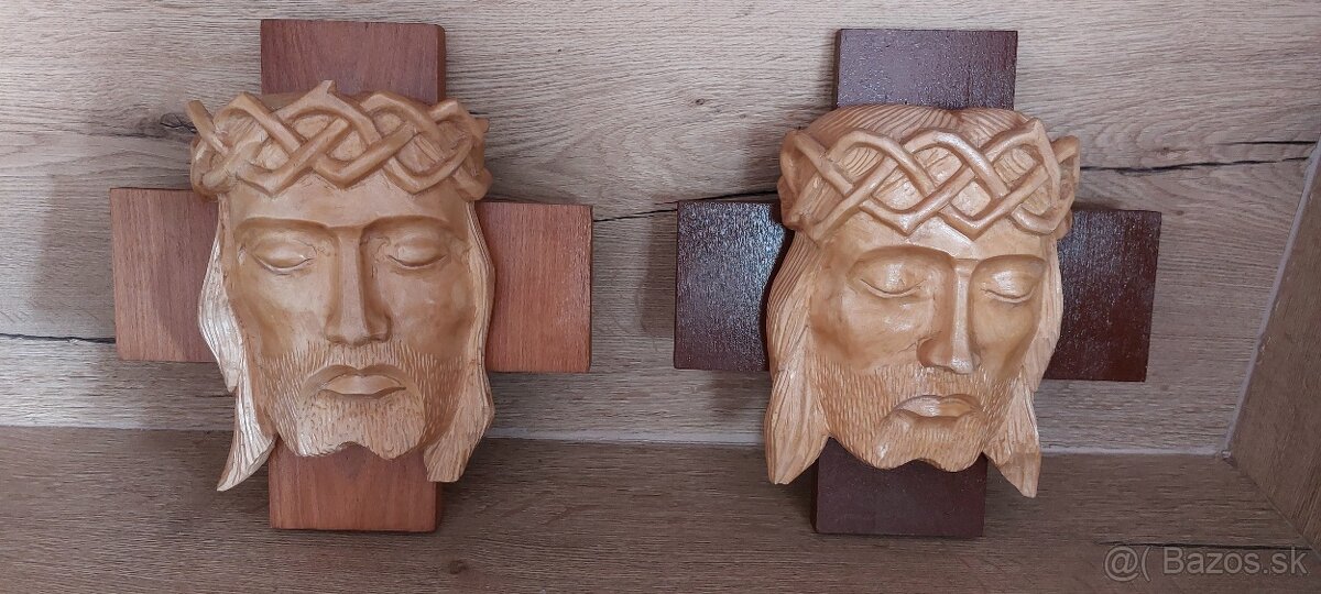 Drevena Hlava Jezisa Krista na krizi - 2