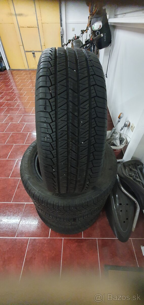Gumy 225/55/18 - 2