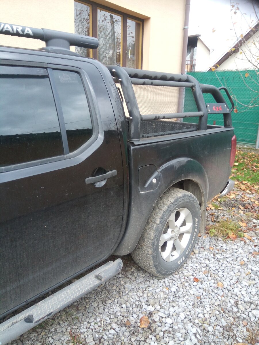 Nissan Navara D40 - 2