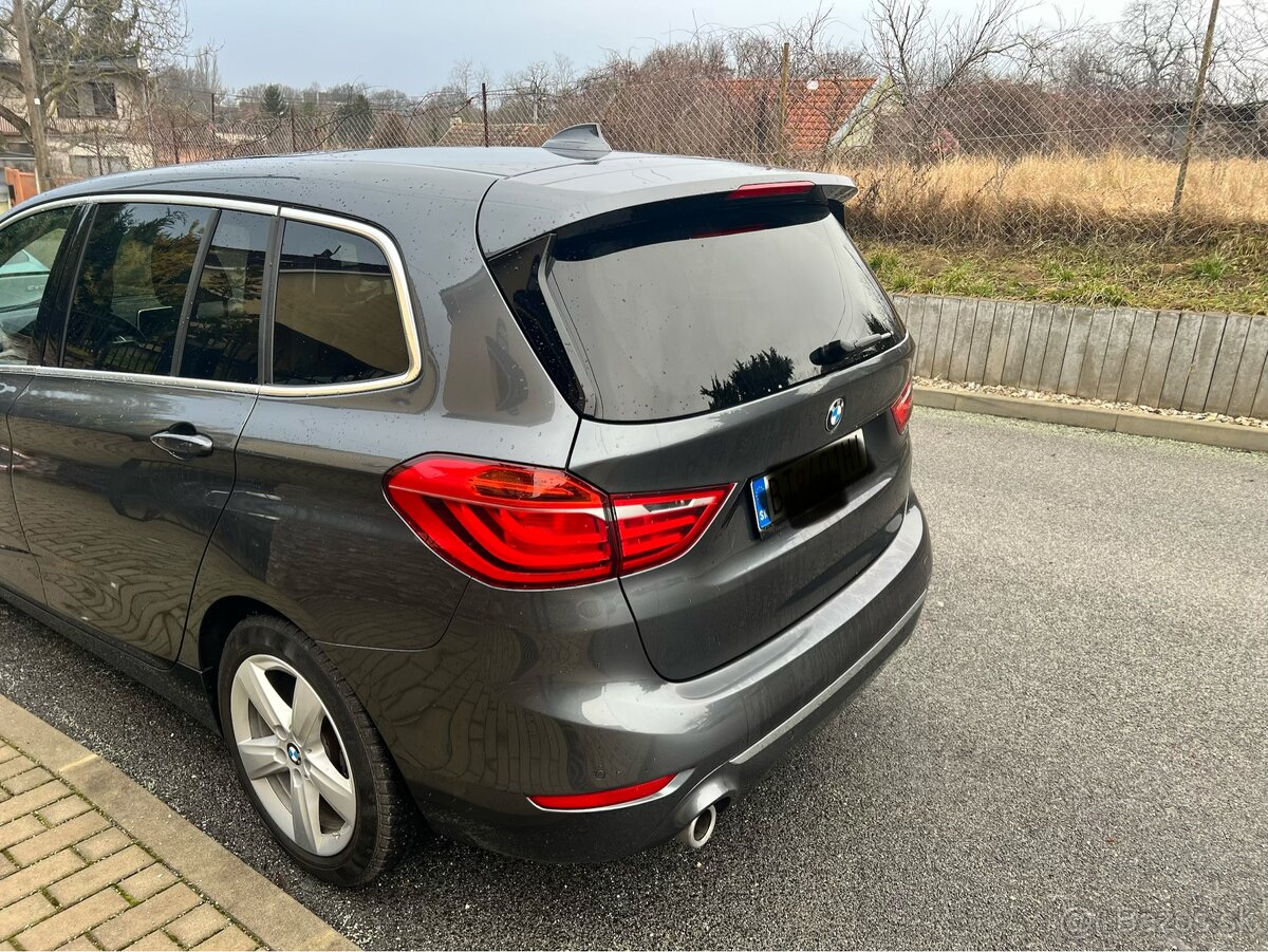 BMW 218i Gran tourer Luxury Line - 2