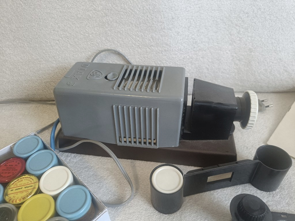 Predam detsku premietacku Diax 3 - 2