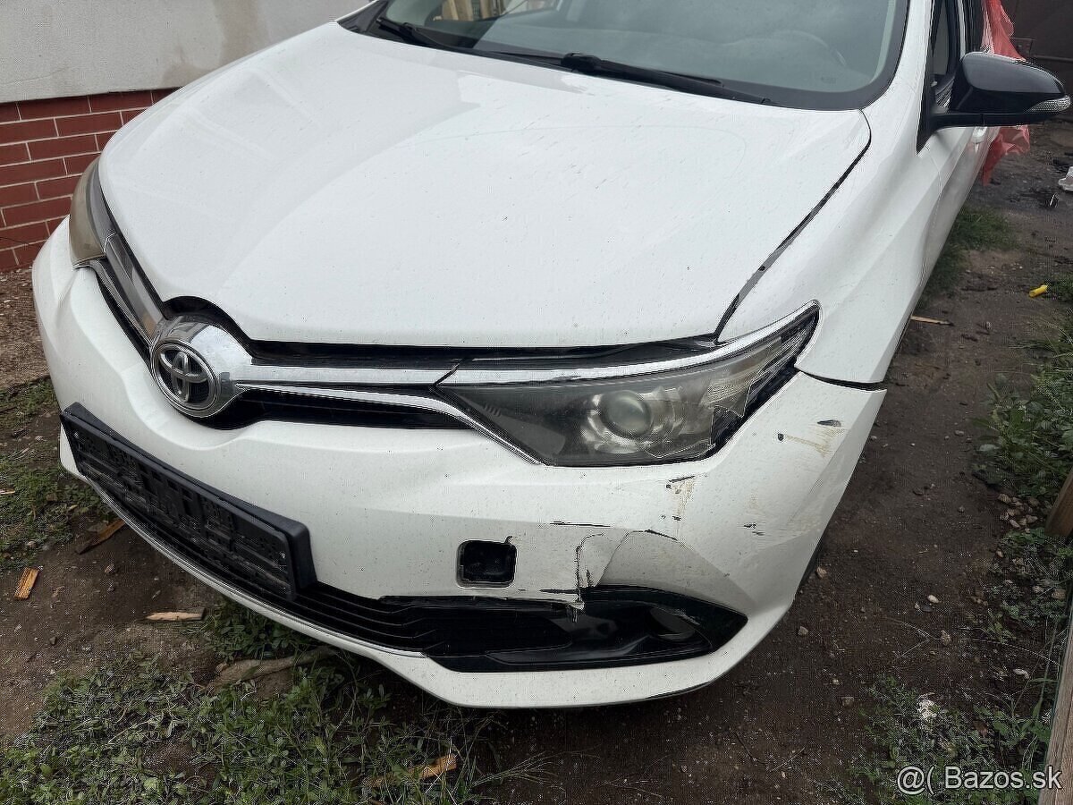 Rozpredam Toyota Auris 2016 II 1.6 D4-D 82kw N47C16A 1WW - 2